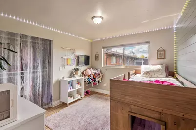 6075 S 2125 W, Roy, UT 84067 - Photo 18