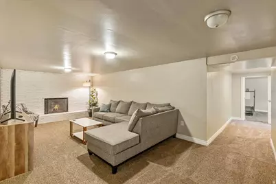 6075 S 2125 W, Roy, UT 84067 - Photo 22