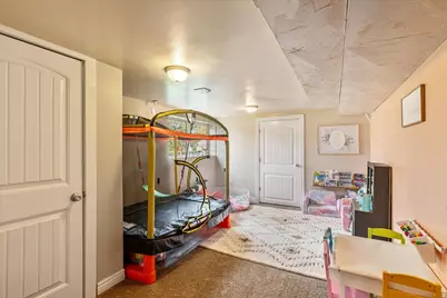 6075 S 2125 W, Roy, UT 84067 - Photo 20