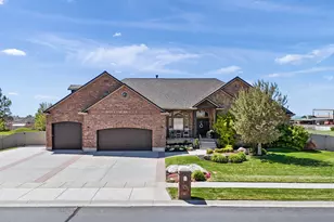 1909 Cameron Dr, West Haven, UT 84401 - Photo 2