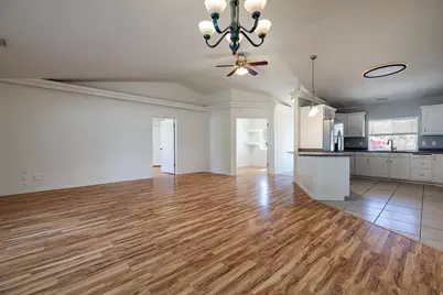624 S Hillside Dr, Kanab, UT 84741 - Photo 4