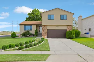 5879 W Dixie Dr S, West Valley, UT 84128 - Photo 2