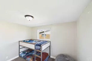 215 W 700 N, Clearfield, UT 84015 - Photo 18