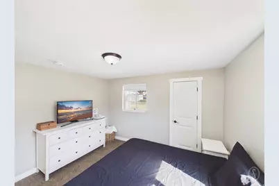 215 W 700 N, Clearfield, UT 84015 - Photo 12