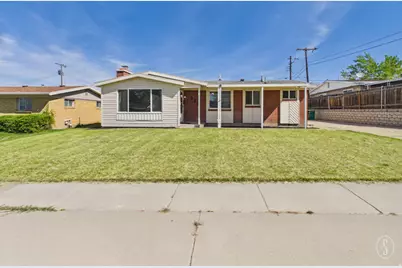 215 W 700 N, Clearfield, UT 84015 - Photo 2