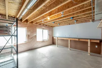 6729 W Clear Water Dr, Herriman, UT 84096 - Photo 34