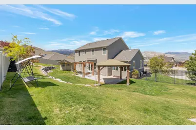 6729 W Clear Water Dr, Herriman, UT 84096 - Photo 36