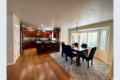 2387 W 650 N, Layton, UT 84041 - Photo 4