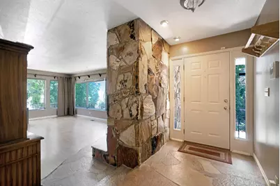 2342 E Combe Rd S, Uintah, UT 84403 - Photo 4