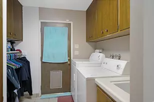 2342 E Combe Rd S, Uintah, UT 84403 - Photo 28