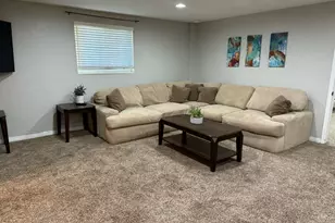 9926 S Lannae Dr, Sandy, UT 84094 - Photo 30