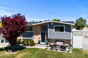 3712 W 7910 S, West Jordan, UT 84088 - Photo 36