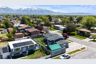 3712 W 7910 S, West Jordan, UT 84088 - Photo 34