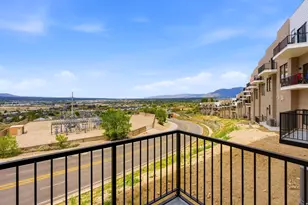 313 E Endurance Cir S, Draper, UT 84020 - Photo 8