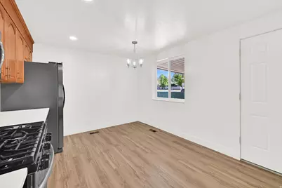 31 W Gordon Ave, Layton, UT 84041 - Photo 16