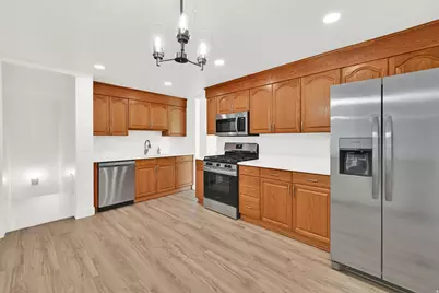 31 W Gordon Ave, Layton, UT 84041 - Photo 14