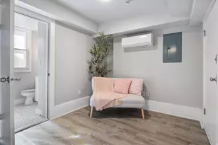 86 B St, Salt Lake City, UT 84103 - Photo 2