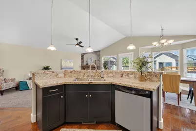 4122 W Walnut Canyon Ln, South Jordan, UT 84009 - Photo 6
