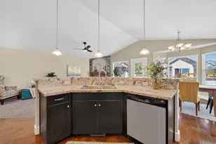 4122 W Walnut Canyon Ln, South Jordan, UT 84009 - Photo 6