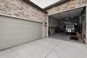 1052 W Reining Wy, Riverton, UT 84065 - Photo 4