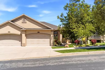 679 Edgewood Dr, North Salt Lake, UT 84054 - Photo 2