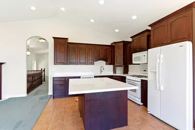 679 Edgewood Dr, North Salt Lake, UT 84054 - Photo 12