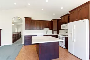 679 Edgewood Dr, North Salt Lake, UT 84054 - Photo 12