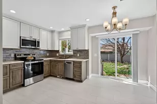 263 W 1675 N, Layton, UT 84041 - Photo 14