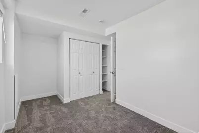 263 W 1675 N, Layton, UT 84041 - Photo 32