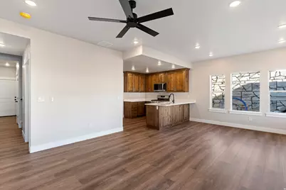 3122 N 1675 E, Layton, UT 84040 - Photo 6