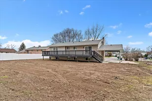 1212 N Virginia Ave, Harrisville, UT 84404 - Photo 22