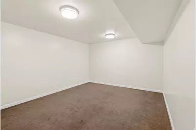 6423 S 1680 E, Salt Lake City, UT 84121 - Photo 22