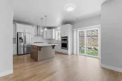 2182 W Northridge Dr N #14, Lehi, UT 84043 - Photo 8