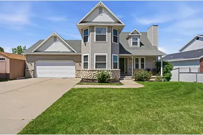 845 N 275 W, Bountiful, UT 84010 - Photo 2