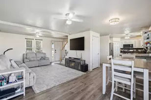845 N 275 W, Bountiful, UT 84010 - Photo 10