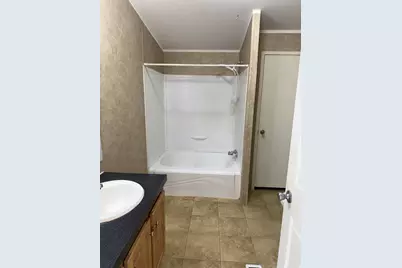 526 N 1350 W #204, Clearfield, UT 84015 - Photo 14