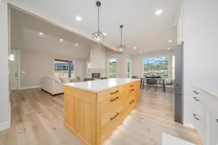 2678 S Eagle Dr, Garden City, UT 84028 - Photo 16