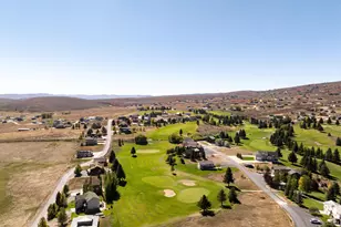 2678 S Eagle Dr, Garden City, UT 84028 - Photo 36