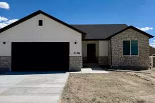 2338 E Sego Liliy Dr, Eagle Mountain, UT 84005 - Photo 2