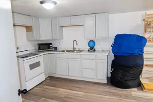 137 W 100 S, Spanish Fork, UT 84660 - Photo 14