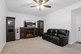 5174 W Natalie Ct, West Valley, UT 84120 - Photo 12