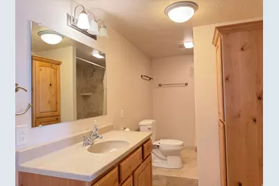 250 E 500 S, Fillmore, UT 84631 - Photo 32