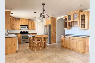 250 E 500 S, Fillmore, UT 84631 - Photo 14
