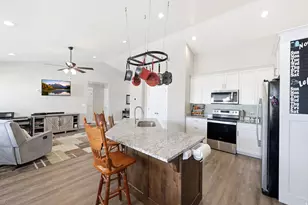 488 N 200 W, Moroni, UT 84646 - Photo 10