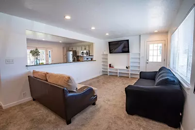 724 W Center St, Orem, UT 84057 - Photo 4