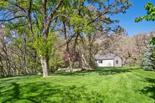 6069 S 2900 E, Uintah, UT 84403 - Photo 90