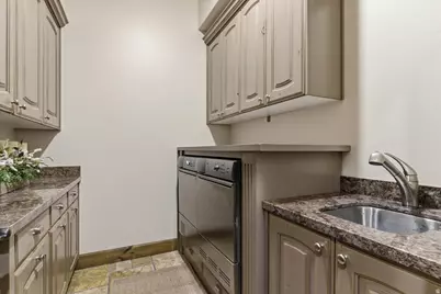 1291 S Innsbruck Dr E, Huntsville, UT 84317 - Photo 22