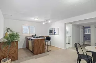 8295 S Supernal Way E, Cottonwood Heights, UT 84121 - Photo 30
