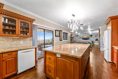 2342 E Charros Rd, Sandy, UT 84092 - Photo 14