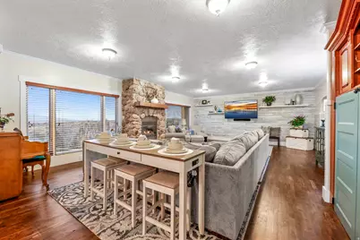 2342 E Charros Rd, Sandy, UT 84092 - Photo 10